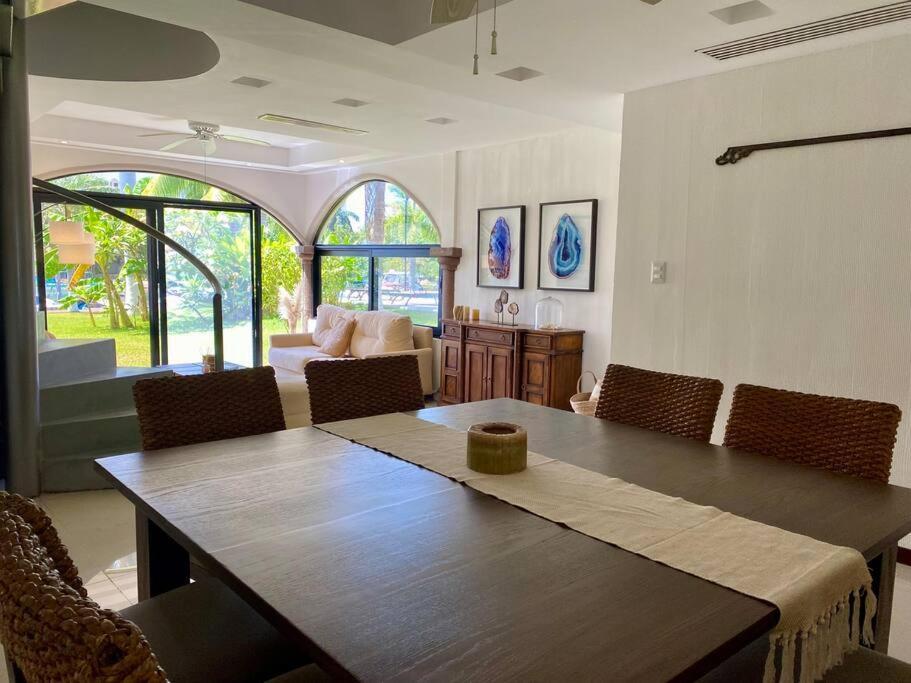 Charming Lagoon Front Villa By Casa Paraiso Канкун Экстерьер фото